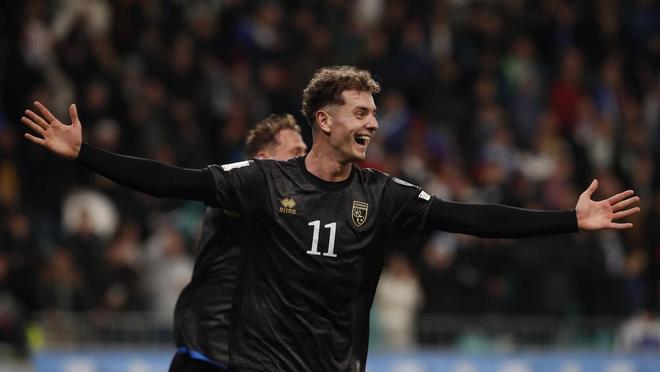 每体：拜仁巴萨有意霍村前锋阿斯拉尼，转会费不超过2500万欧