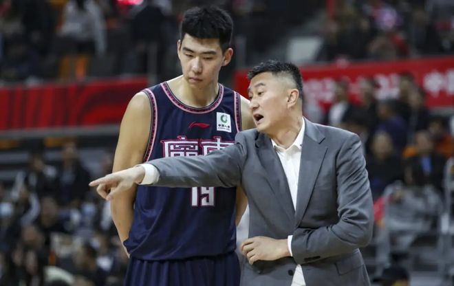 場均6+3！全運會都打不明白，阿聯接班人逃出杜鋒魔爪也難成大器