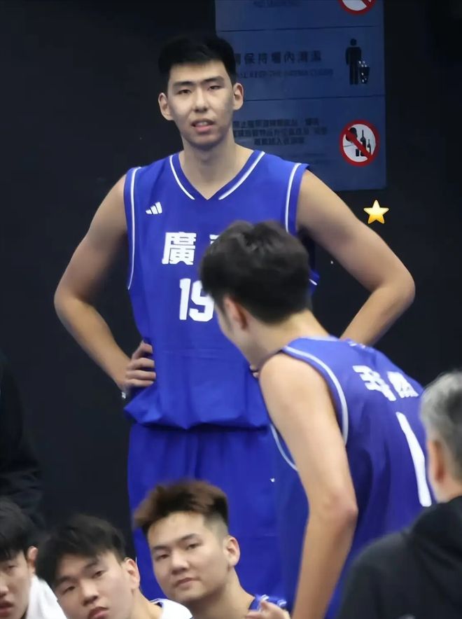 U18奪金，廣東籃球完成大滿貫！楊溢轟17+11+5，王浩然狂砍34分