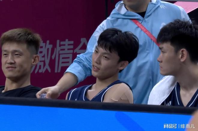 段睿騏也要加盟廣東隊？四川男籃保送杜鋒奪冠，朱芳雨成最大贏傢