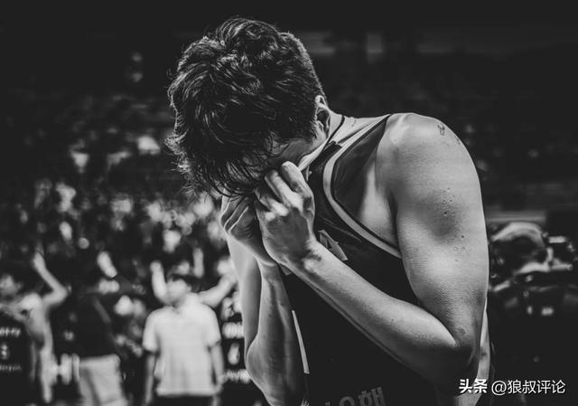 連續不敵中國淚灑現場！李賢重：希望兩場世預賽都能戰勝中國男籃