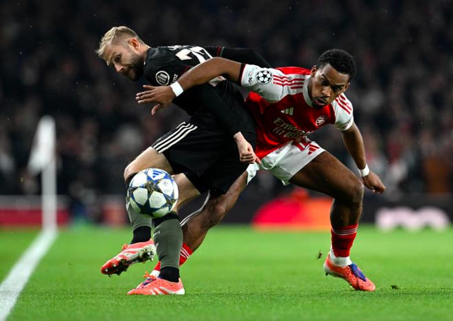 欧冠之夜：利物浦1-4崩盘 姆巴佩大四喜皇马4-3 阿森纳3-1拜仁