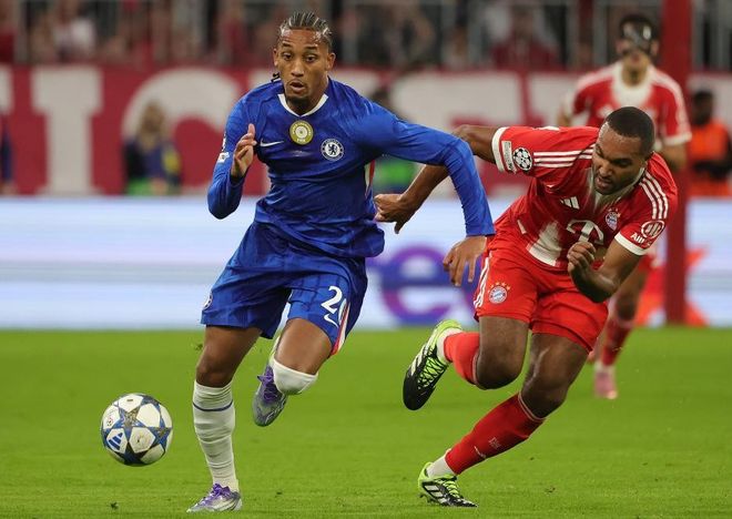 欧冠|乌龙加红牌，巴萨0：3被切尔西击中命门