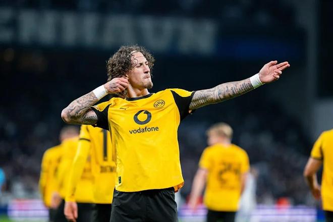 德天空：法比奥-席尔瓦对出场时间不满，考虑冬窗离开多特