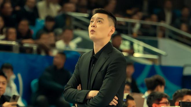 佈朗20分，但是奧利弗僅得2分嚴重拖後腿，遼籃73:84廣州提前出局