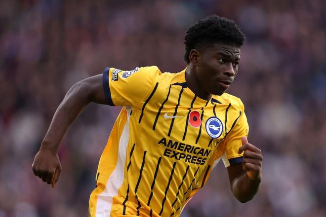 记者：拜仁考虑通过引进巴莱巴以顶替去向未明的格雷茨卡