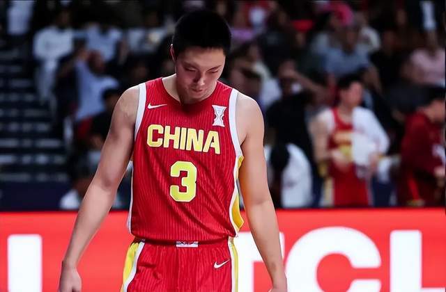 男籃慘敗反思三：CBA無法為國傢隊培養高水平球員，應進一步限薪