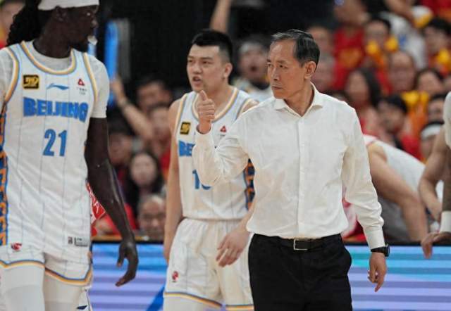 北京首鋼19分大勝！許利民拒絕爆冷，馬帝昂首秀11分，翟曉川21分