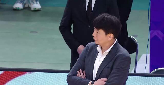 打的啥呀？山東男籃開門黑，強援隱身，邱彪真面，想進季後賽難瞭