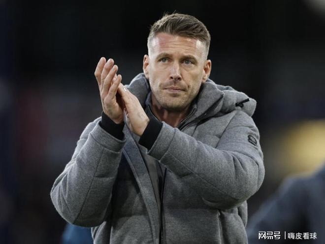 央视周六直播英超豪门，阿森纳赢得两大优势，利物浦比切尔西更好