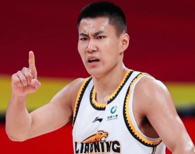 遼寧首勝2將成驚喜！吳昌澤防守鎖死詹姆斯，張陳治鋒統治內線！