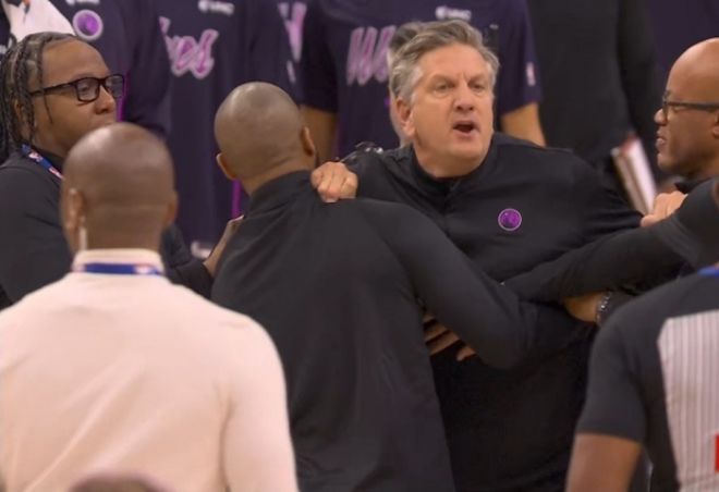 半節下班！森林狼主帥怒噴裁判連吃兩T被驅逐 華子表達疑問