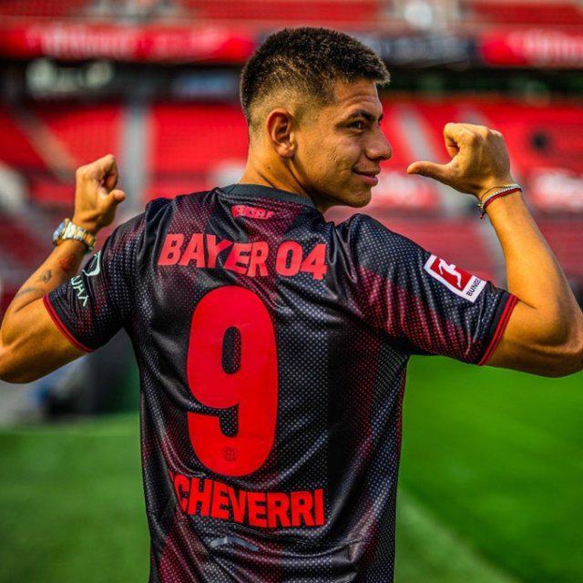 药厂中止租约，埃切韦里回归曼城